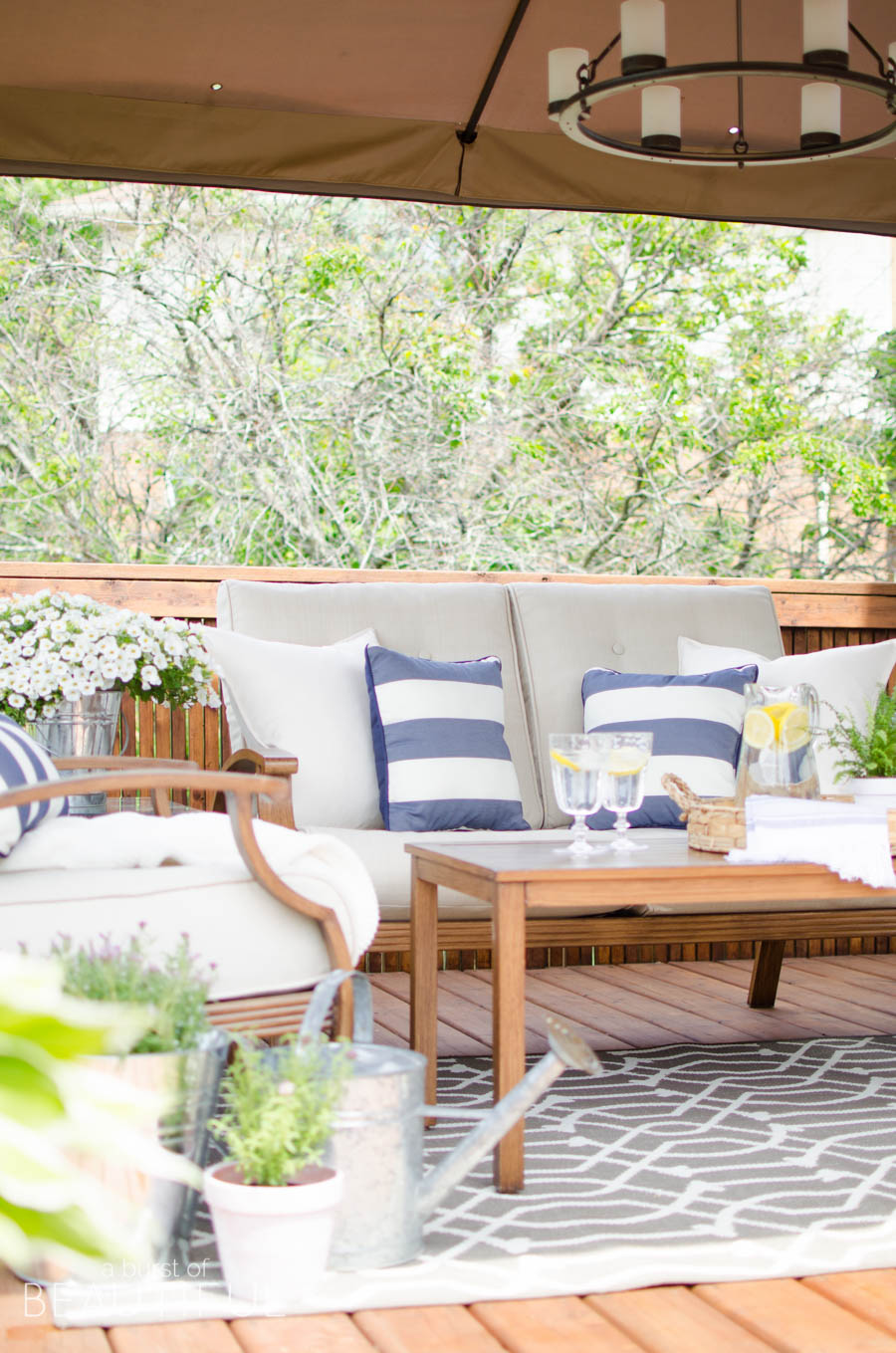 Tips For Creating A Cozy Outdoor Living Space Nick Alicia