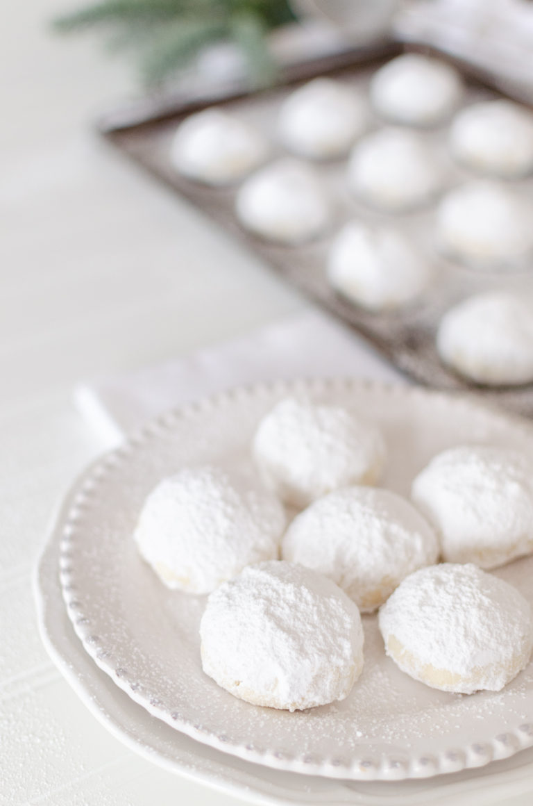 Melt-In-Your-Mouth Shortbread Cookies With Icing Sugar - Nick + Alicia