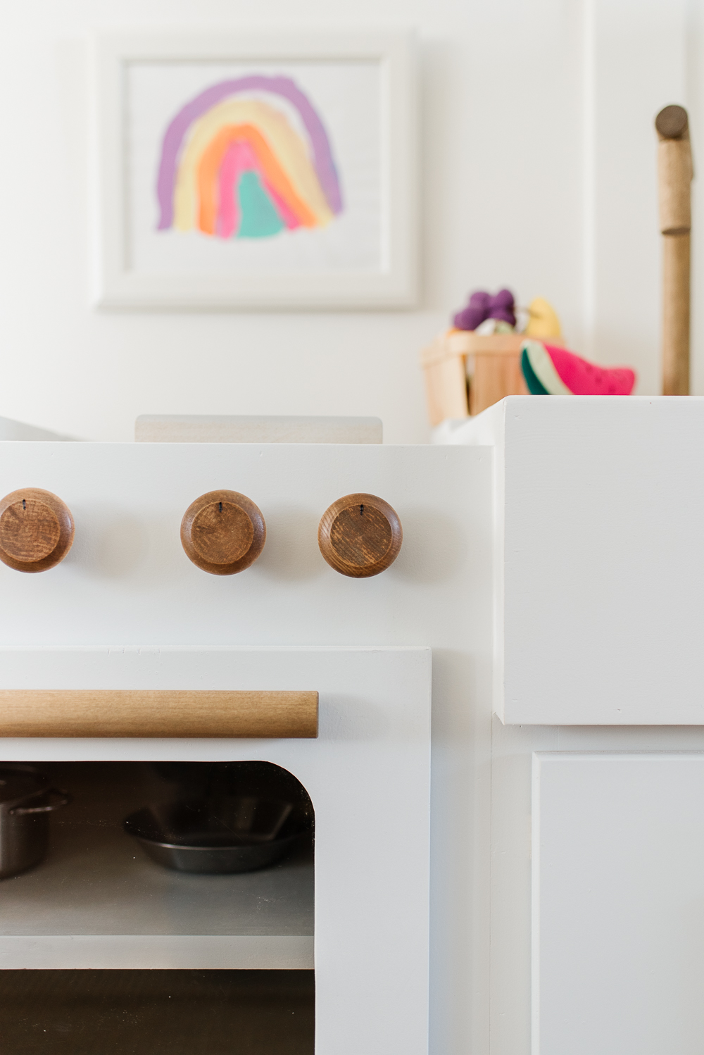 DIY Functional Play Kitchen! 😍, Video published by Tawny